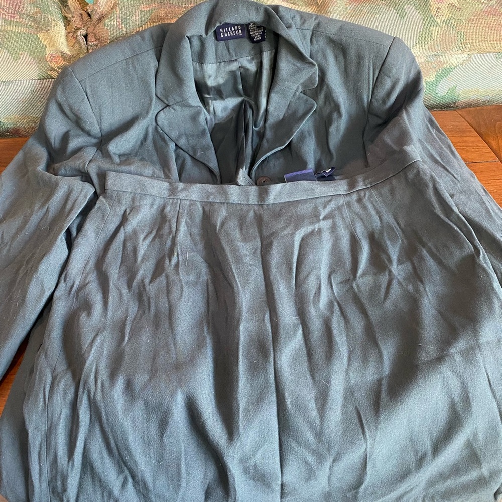 Hillard and Handson Suit Set
